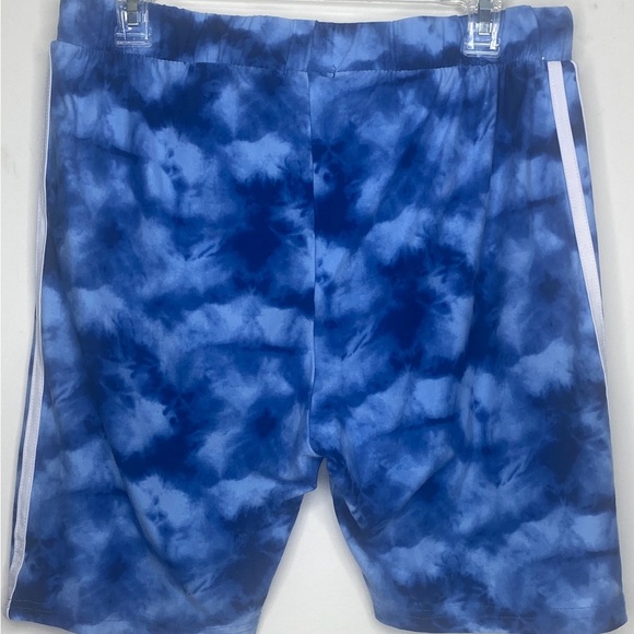 Love Ari Tie-Dye Striped Soft Running Shorts 2X Blue White Elastic Waist Casual - Picture 6 of 9